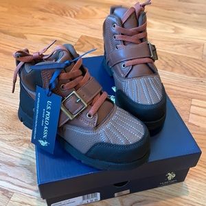 Kid’s US Polo Assn. Boots size 13M. Color: Redwood/Brown.
